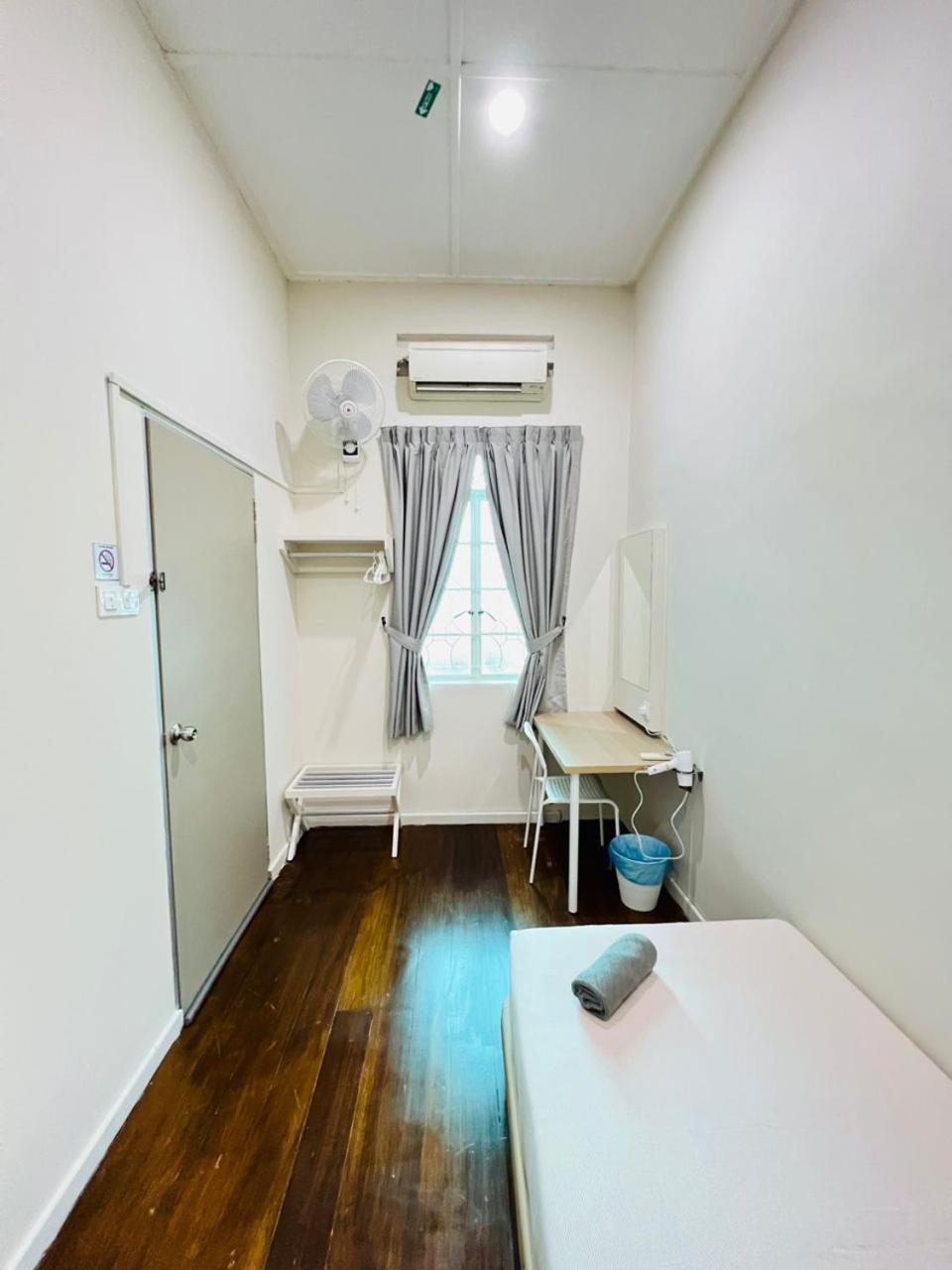 Myroom Georgetown, Off Jalan Burma, Gurney Drive Extérieur photo